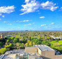 Deluxe Central Park 4B2B APT BoxHill Panorama - Accommodation Kalgoorlie