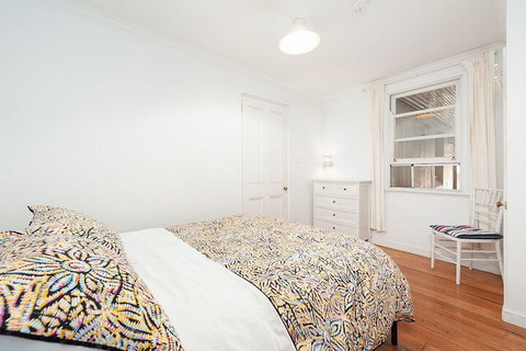 Charming Centrally Located 2 Bedroom Accommodation - Accommodation Kalgoorlie 2
