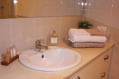 C And C Tanunda - Accommodation Kalgoorlie 7