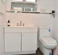 Charming 1BD Apartment in Leafy green Hawthorn - Accommodation Kalgoorlie