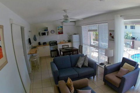 2 Bedroom Condo In Surfers Centre - Accommodation Kalgoorlie 0