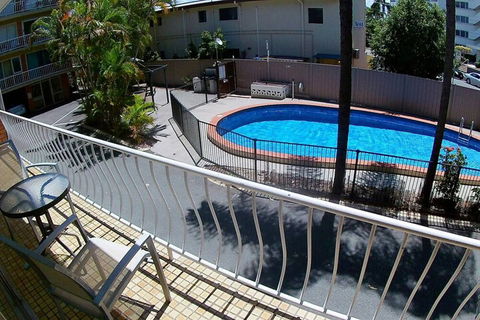2 Bedroom Condo In Surfers Centre - Accommodation Kalgoorlie 2