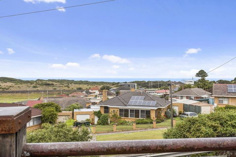 Ocean Views On Nicholson - Accommodation Kalgoorlie 4