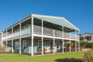 10 Ellis Street Apartment