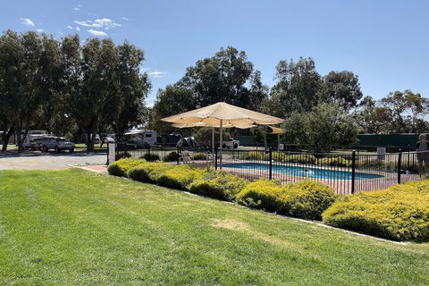 Elliston Caravan Park - Accommodation Kalgoorlie 1