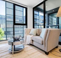 Stunning Bright Apartment At Hawthron/Glenferrie Station - Accommodation Kalgoorlie