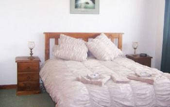 Catalina Cottage Holiday House - Accommodation Kalgoorlie 6