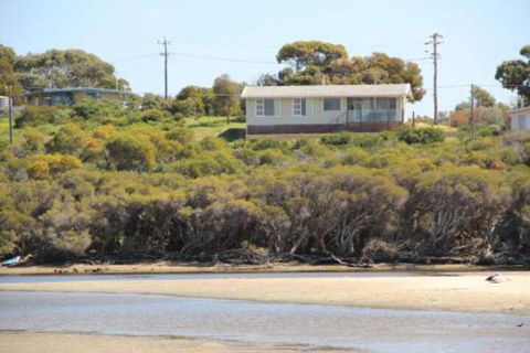 River Panorama Beach House - Accommodation Kalgoorlie 6
