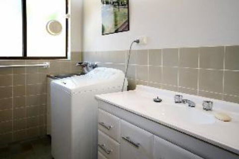 3 Bedroom House At Garuwa Street - Accommodation Kalgoorlie 2