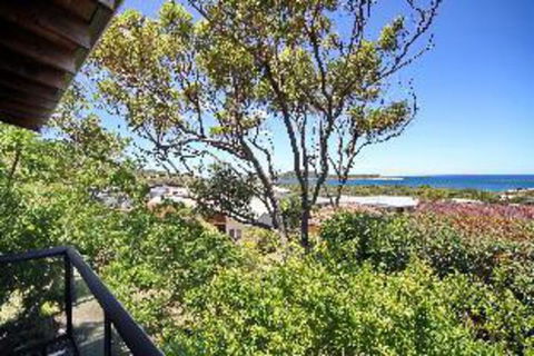 3 Bedroom House At Garuwa Street - Accommodation Kalgoorlie 4