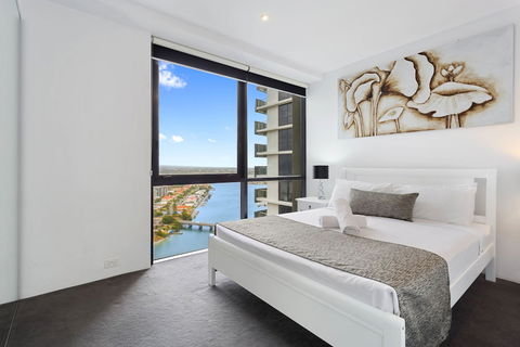 Holiday Holiday Circle On Cavill - Accommodation Kalgoorlie 2