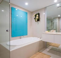 29 / F Private Apartment in Iconic Q Resort  Spa. Ocean  River Views - Accommodation Kalgoorlie