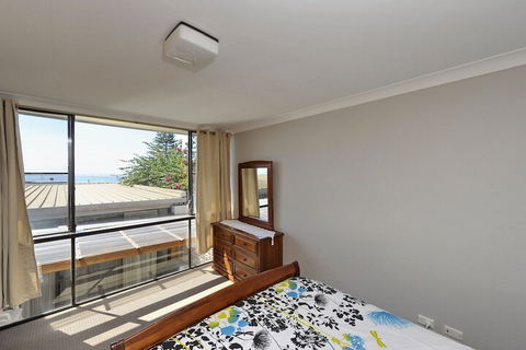 The Crest Unit 5 / 6 8 Tomaree Road - Accommodation Kalgoorlie 6