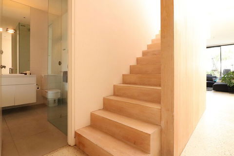 Inspired Designer Carlton North Terrace - Rejuvenate Stays - Accommodation Kalgoorlie 2