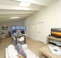 Pet Friendly Lentara St. 26 Fingal Bay - Accommodation Kalgoorlie