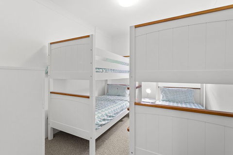 South Pacific Unit 5 / 13 Shoal Bay Road - Accommodation Kalgoorlie 5