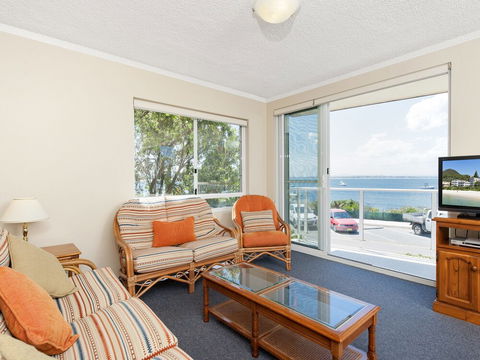 Shoal Edge Unit 1 / 31Shoal Bay Road - Accommodation Kalgoorlie 2