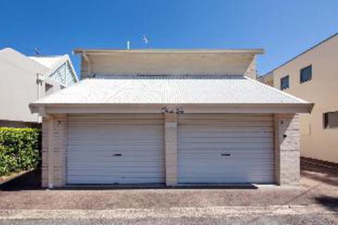 3 Bedroom House Classic View 2 / 49 Victoria Parade FREE WIFI - Accommodation Kalgoorlie 1