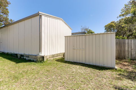 Beacon Cottage - Accommodation Kalgoorlie 1