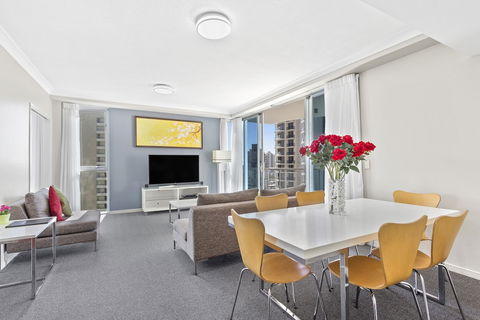 Ocean & Riverview At Chevron Renaissance - Accommodation Kalgoorlie 3