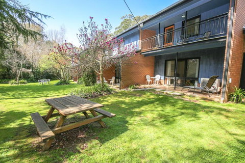 Cedar Holiday Units Apartment 1 - Accommodation Kalgoorlie 3