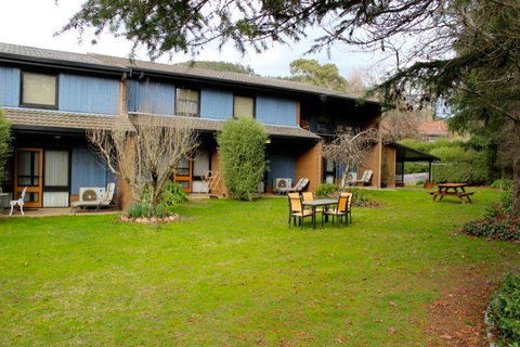 Cedar Holiday Units Apartment 2 - Accommodation Kalgoorlie 6