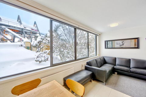 Snow Ski Apartments 07 - Accommodation Kalgoorlie 4