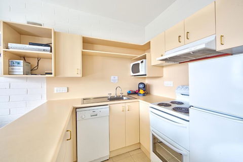 Snow Ski Apartments 18 - Accommodation Kalgoorlie 3