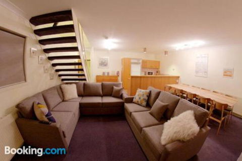 Snow Ski Apartments 38 - Accommodation Kalgoorlie 1
