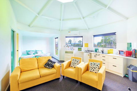 Zuny Yurt - Accommodation Kalgoorlie 2