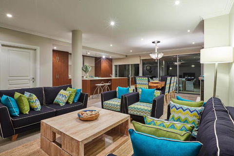 The Bay Residence Dunsborough WA - Accommodation Kalgoorlie 1