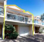 3 Frangipani 30 Leonard Avenue great townhouse with air con - Accommodation Kalgoorlie