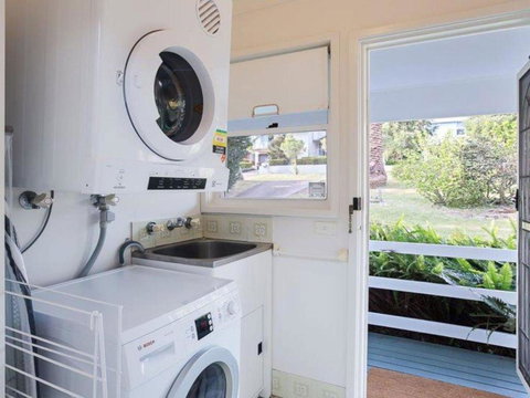 Castaways 36 Cromarty Road Beachfront House - Accommodation Kalgoorlie 5