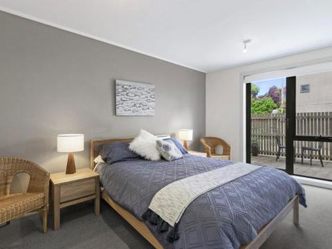 APARTMENT 23 PACIFIC APARTMENTS Sit On The Deck & Soak In The View - Accommodation Kalgoorlie 2