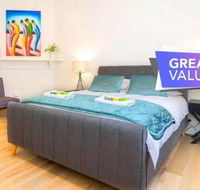 Minutes From the Beach Shops  Parks Free Wifi Nespresso Netflix - Accommodation Kalgoorlie