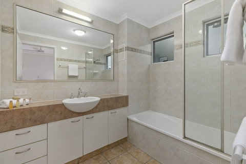 Charming Noosa Heads Apartment Laguna Bay Views Unit 6 Taralla 18 Edgar Bennett Avenue - Accommodation Kalgoorlie 6