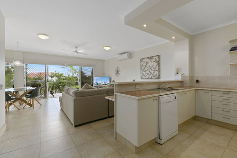 Charming Noosa Heads Apartment Laguna Bay Views Unit 6 Taralla 18 Edgar Bennett Avenue - Accommodation Kalgoorlie 5