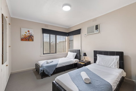 The Gazebo Place - Spacious 4 Bedroom Near Murray River - Accommodation Kalgoorlie 1