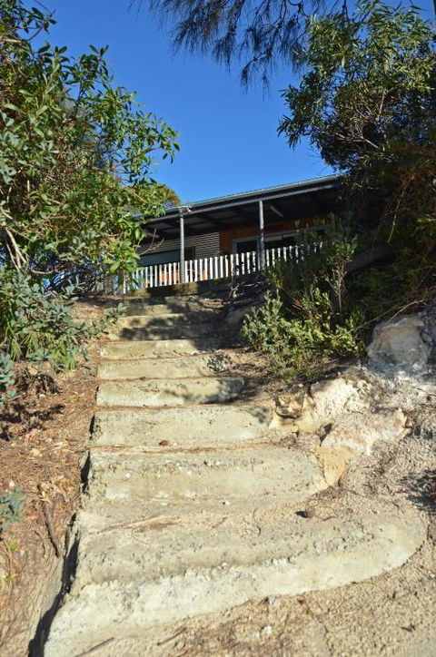 CDC 625 Beach House - Accommodation Kalgoorlie 2