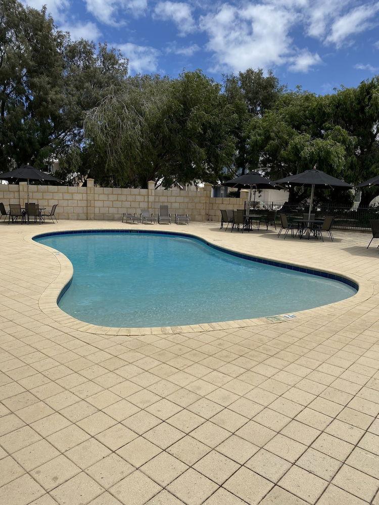 Coral Coast WA Accommodation Kalgoorlie