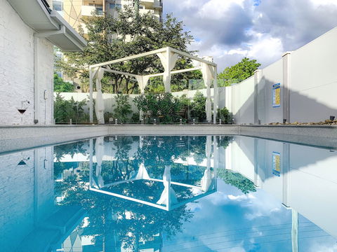 Surfers Paradise Holiday Beach House - Accommodation Kalgoorlie 0