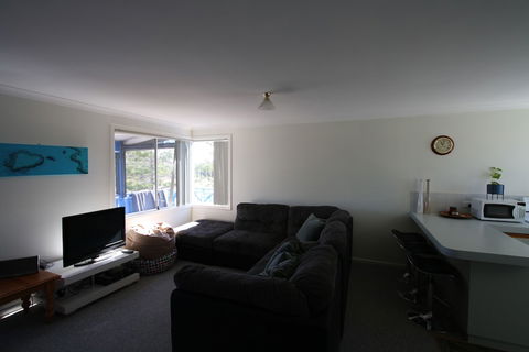 The Beach House Ledge Point - Accommodation Kalgoorlie 2