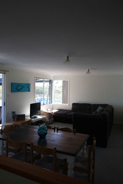 The Beach House Ledge Point - Accommodation Kalgoorlie 1