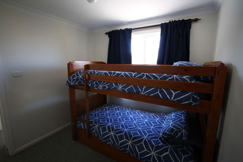 The Beach House Ledge Point - Accommodation Kalgoorlie 4