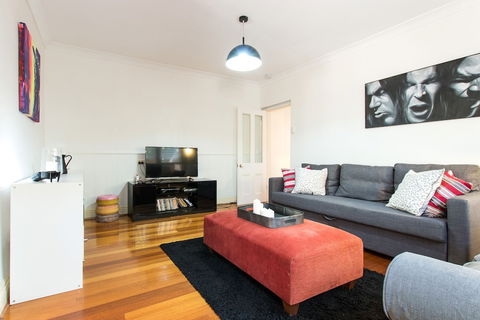 HUNTER In The Heart Of Collingwood Fitzroy - Accommodation Kalgoorlie 5