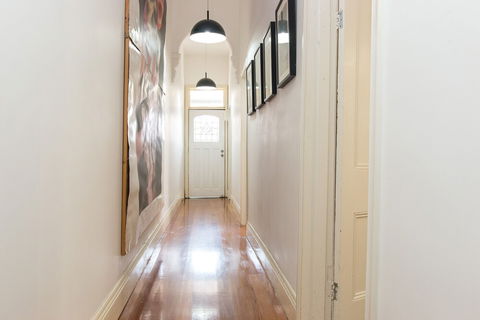 HUNTER In The Heart Of Collingwood Fitzroy - Accommodation Kalgoorlie 1