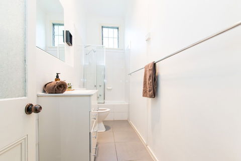 HUNTER In The Heart Of Collingwood Fitzroy - Accommodation Kalgoorlie 6