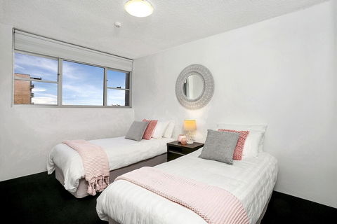 Modern Two Bedroom Apartment With Views HARIS - Accommodation Kalgoorlie 5