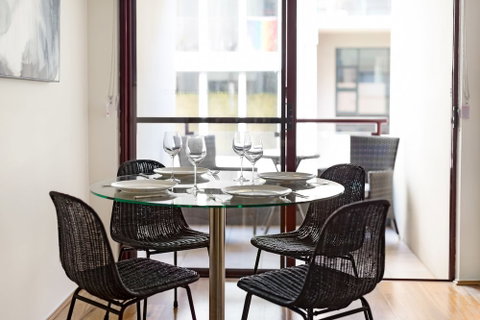 Modern 1 Bdrm In Vibrant Darlinghurst - PEL - Accommodation Kalgoorlie 2