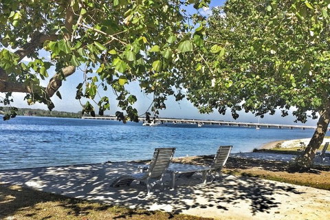 Charm & Comfort In This Ground Floor Unit With Water Views! Welsby Pde Bongaree - Accommodation Kalgoorlie 2